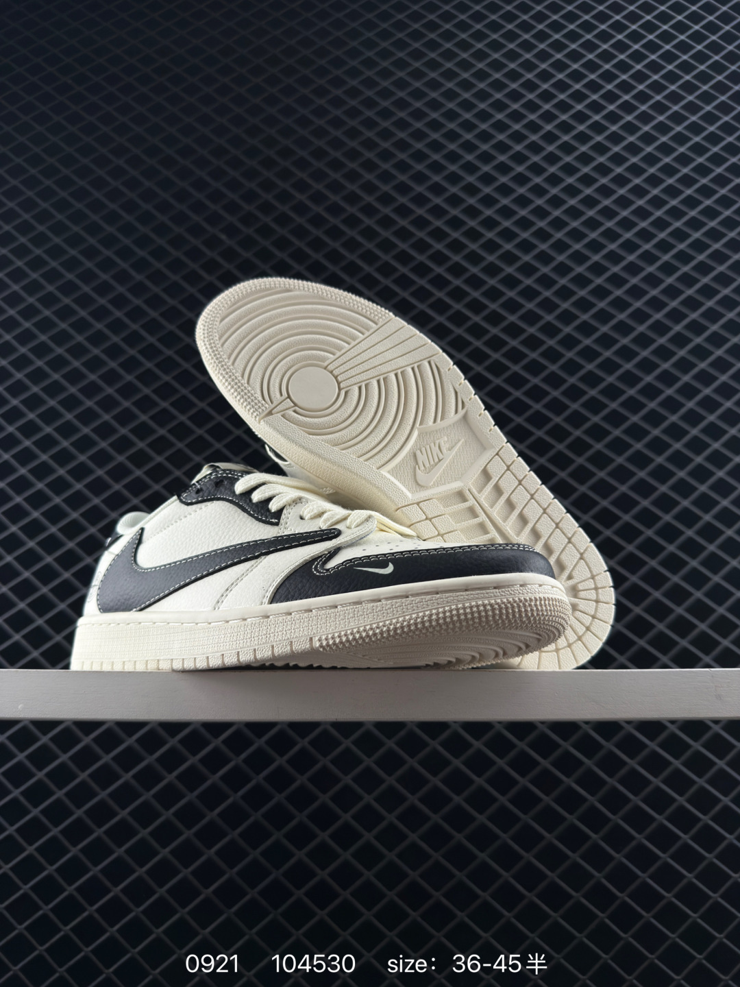 Travis Scott x Air Jordan 1 ” Reverse Mocha “